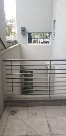 Dpto. 2 ambientes al frente con balcón